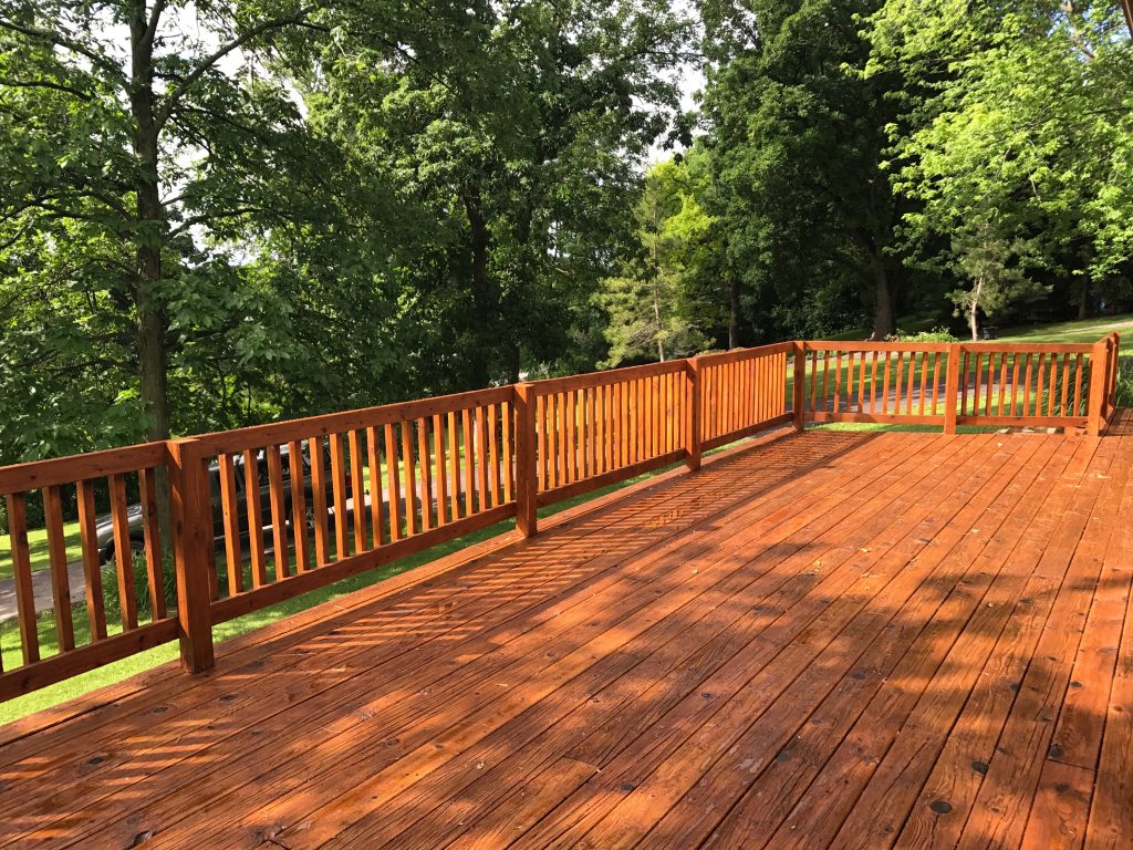 Natural Oak Stained Deck